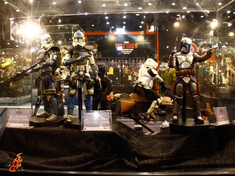 Hot Toys at Toy Soul 2014_15.jpg