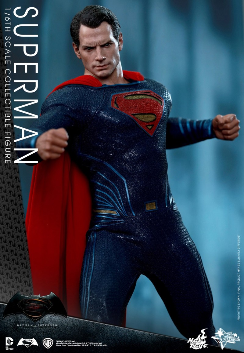 Hot Toys - Batman v Superman - Superman Collectible Figure_PR08.jpg