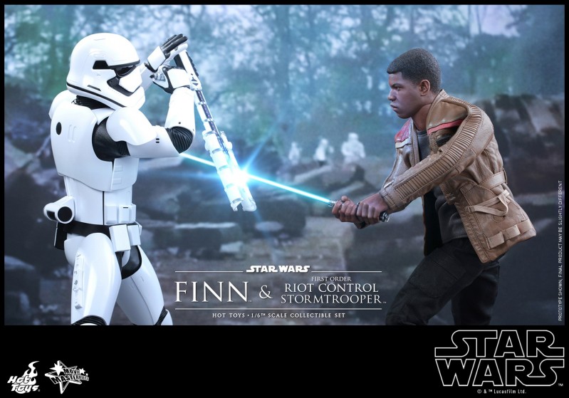 Hot Toys - SWTFA - Finn &amp; First Order Riot Control Stormtrooper Collectible Se.jpg