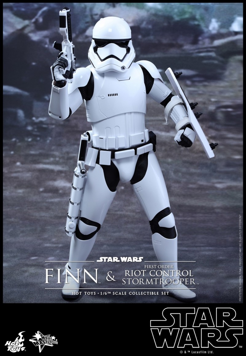 Hot Toys - SWTFA - Finn &amp; First Order Riot Control Stormtrooper Collectible Se.jpg