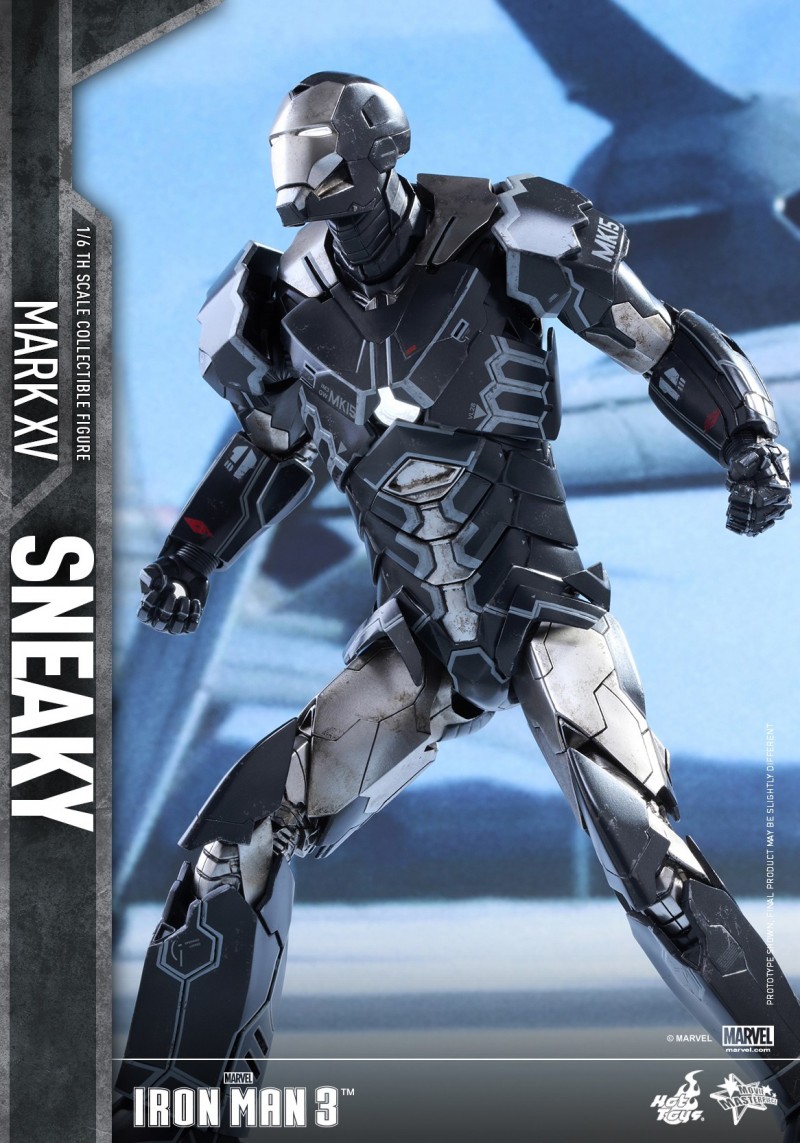 HoHot Toys - Iron Man 3 - Sneaky (Mark XV) Collectible Figure_PR06.jpg