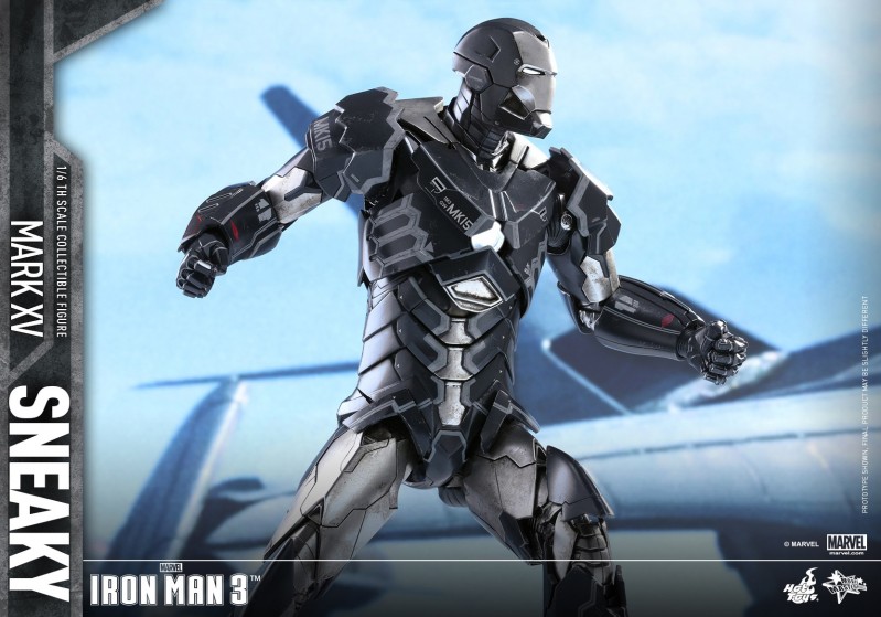 HoHot Toys - Iron Man 3 - Sneaky (Mark XV) Collectible Figure_PR07.jpg