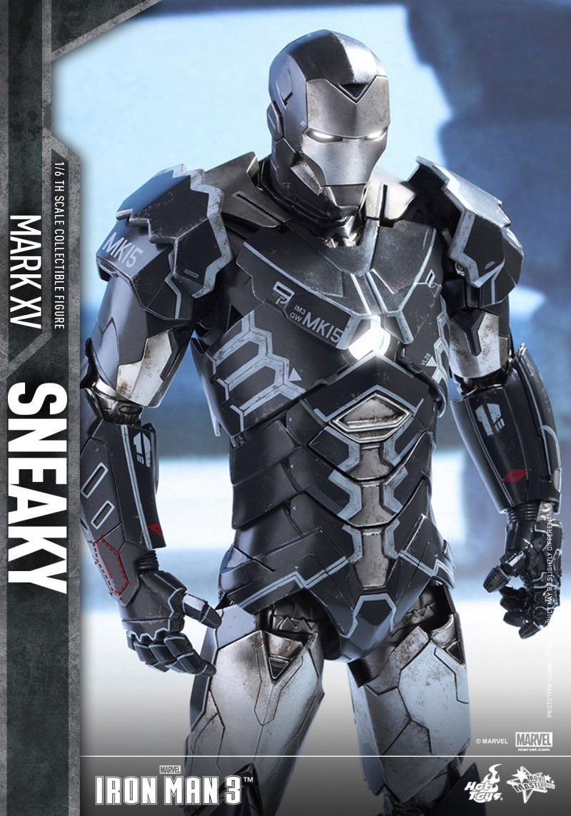 HoHot Toys - Iron Man 3 - Sneaky (Mark XV) Collectible Figure_PR09.jpg