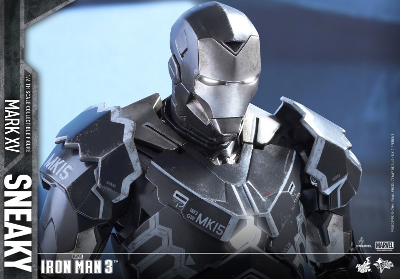 Hot Toys - Iron Man 3 - Sneaky (Mark XV) Collectible Figure_PR14.jpg