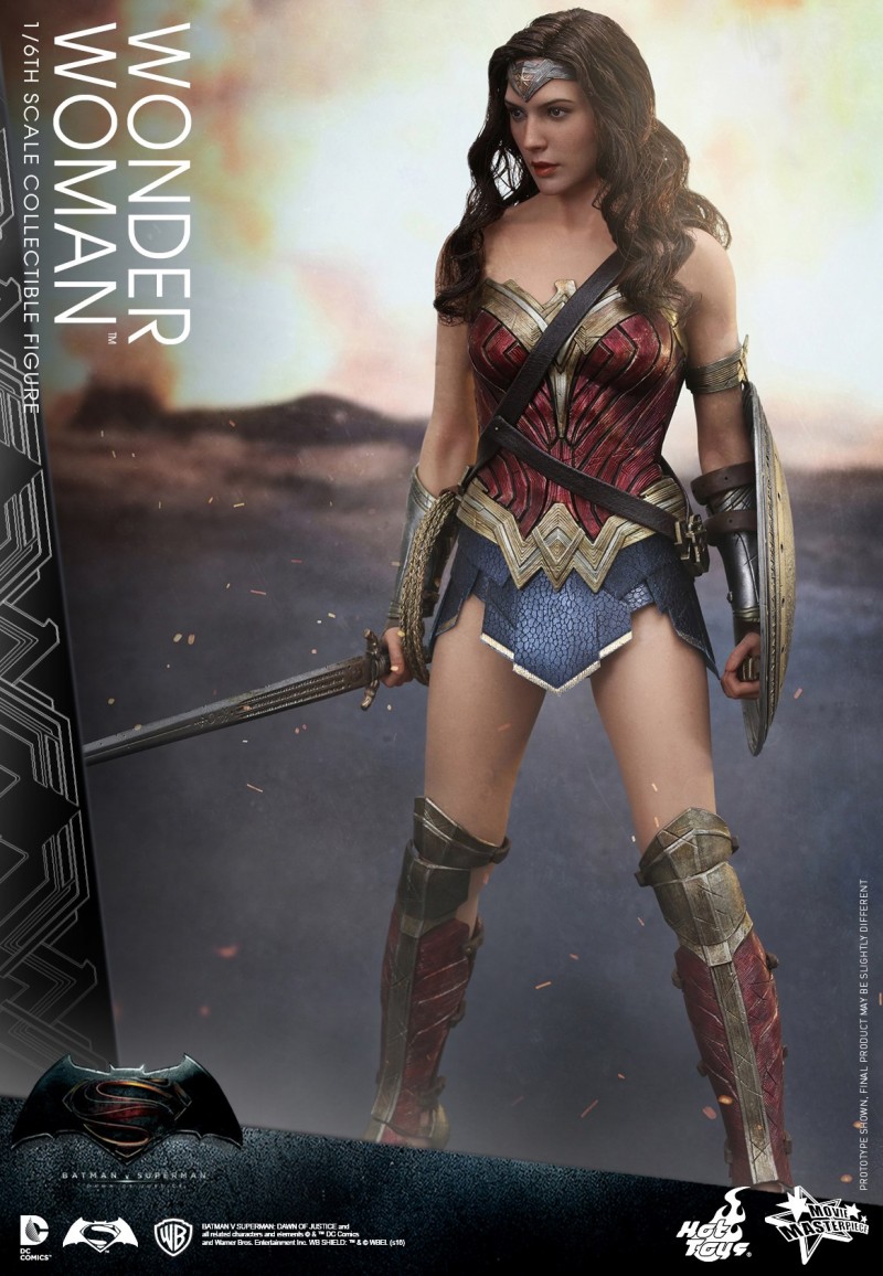 Hot Toys - BvS - Wonder Woman Collectible Figure_PR02.jpg