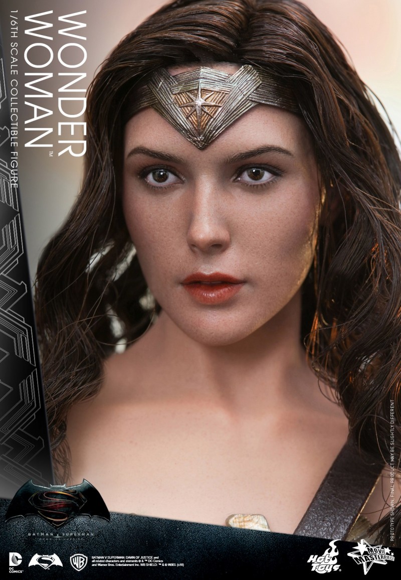 Hot Toys - BvS - Wonder Woman Collectible Figure_PR06.jpg