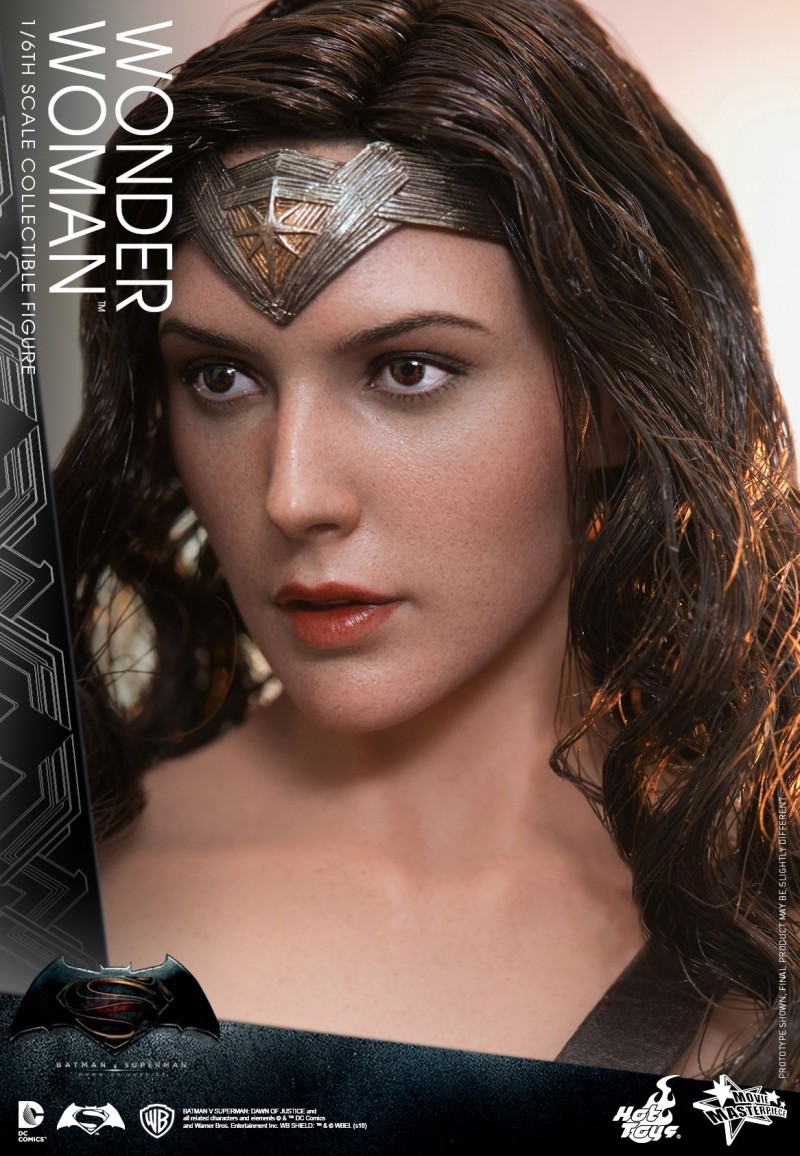 Hot Toys - BvS - Wonder Woman Collectible Figure_PR07.jpg