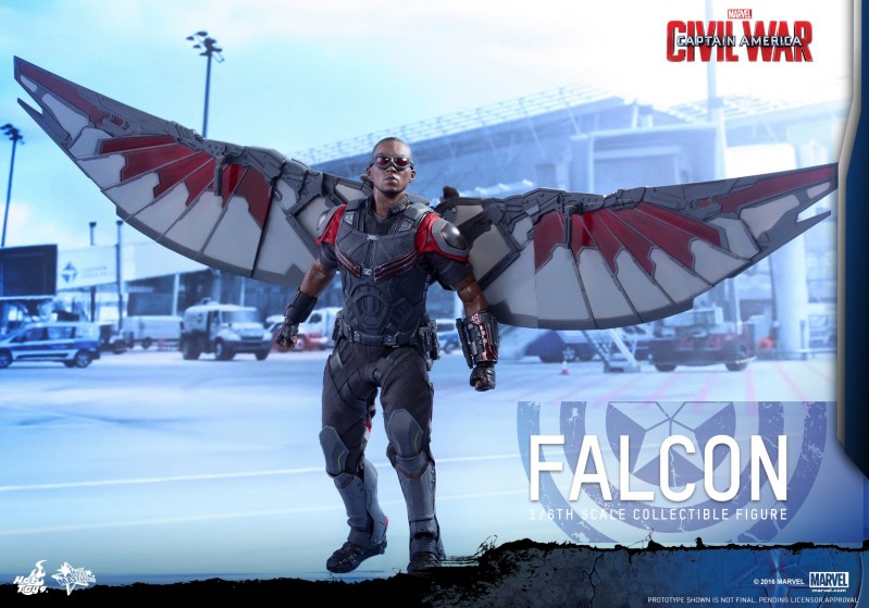 Hot Toys - Captain America Civil War - Falcon Collectible Figure_PR03.jpg