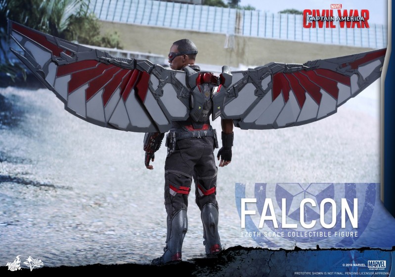 Hot Toys - Captain America Civil War - Falcon Collectible Figure_PR06.jpg