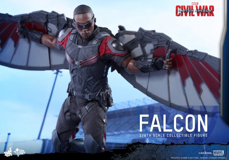 Hot Toys - Captain America Civil War - Falcon Collectible Figure_PR11.jpg