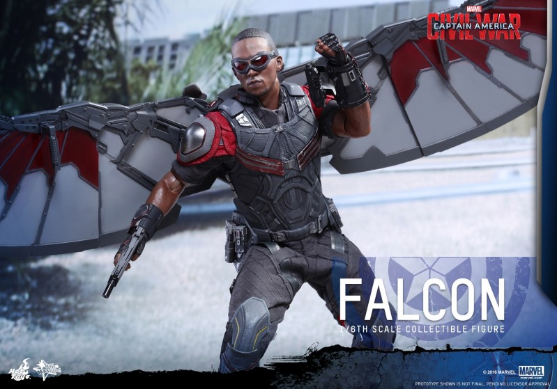 Hot Toys - Captain America Civil War - Falcon Collectible Figure_PR13.jpg