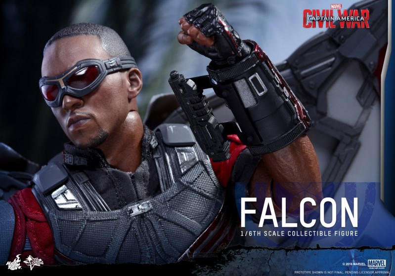 Hot Toys - Captain America Civil War - Falcon Collectible Figure_PR17.jpg