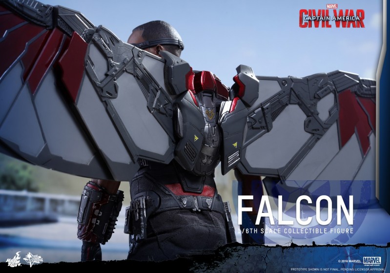 Hot Toys - Captain America Civil War - Falcon Collectible Figure_PR18.jpg