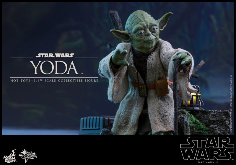 Hot Toys - Star Wars EpV - Yoda Collectible Figure_PR01.jpg