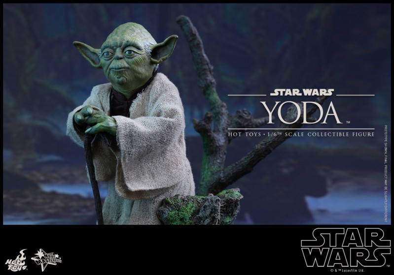 Hot Toys - Star Wars EpV - Yoda Collectible Figure_PR03.jpg