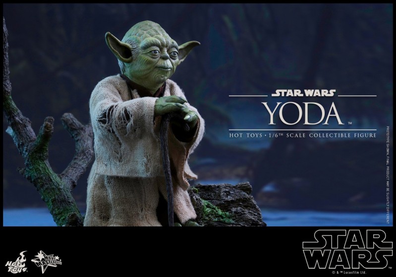 Hot Toys - Star Wars EpV - Yoda Collectible Figure_PR04.jpg