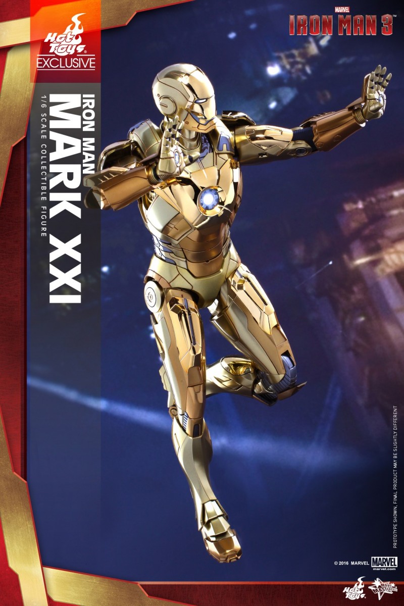 Hot Toys Exclusive - Iron Man 3 - Mark XXI (Gold Chrome Version) Collectible Fig.jpg