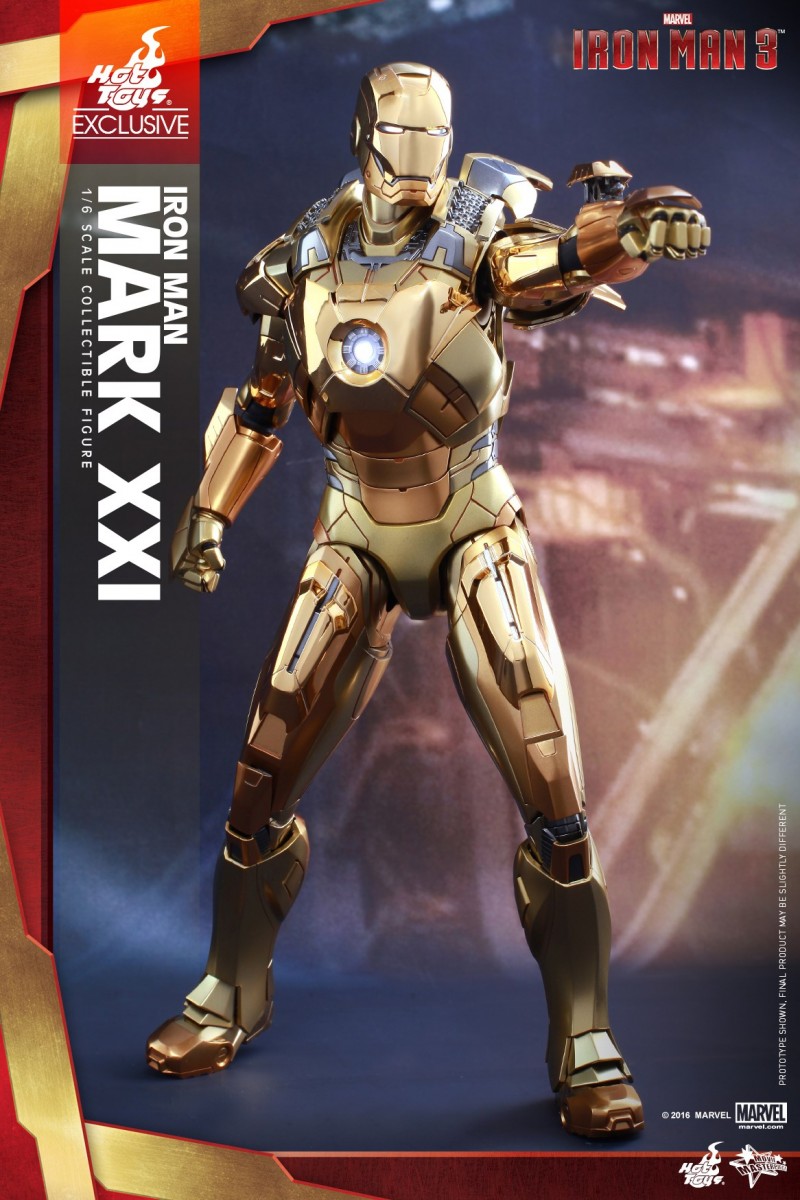 Hot Toys Exclusive - Iron Man 3 - Mark XXI (Gold Chrome Version) Collectible Fig.jpg