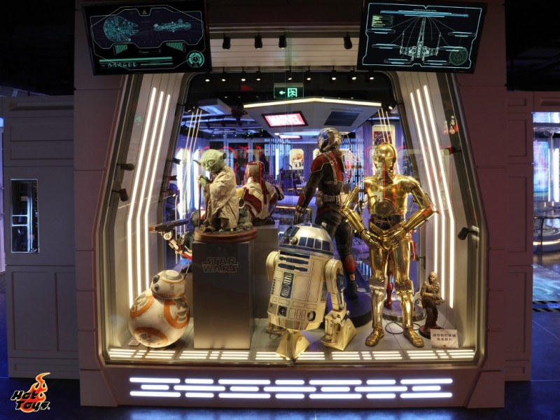 Hot Toys - China Flagship Store Opening_10.jpg