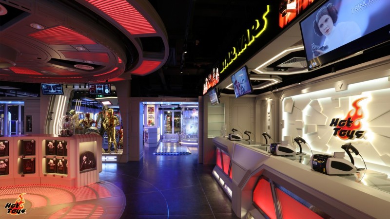 Hot Toys - China Flagship Store Opening_9.jpg