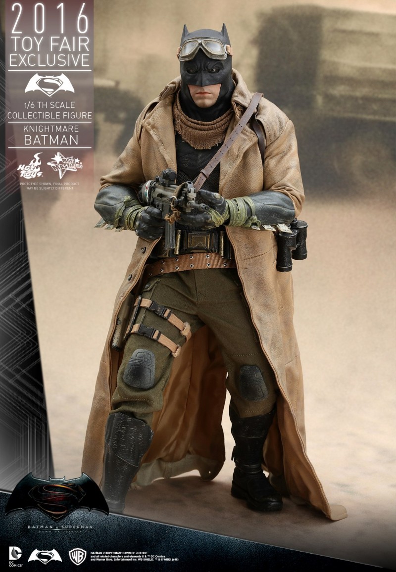 Hot Toys - BvS - Knightmare Batman Collectible Figure_PR2.jpg