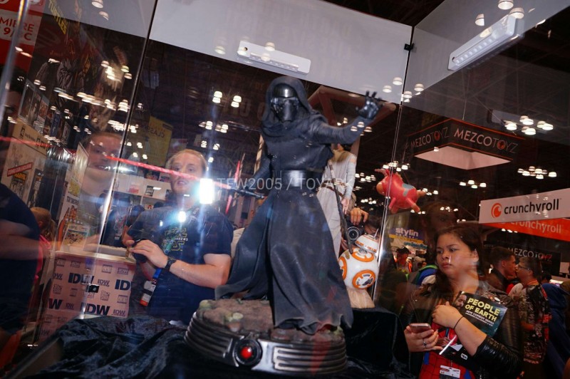 NYCC2016-Sideshow-Star-Wars-009.jpg