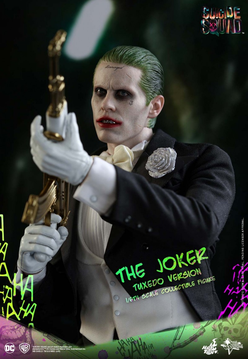 Hot-Toys---SS---Joker-(Tuxedo-Version)-Collectible-Figure_PR09.jpg Hot-Toys---SS---Joker-(Tuxedo-Version)-Collectible-Figure_PR09.jpg