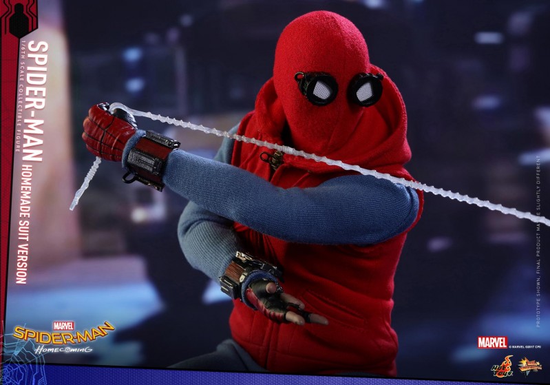 Hot-Toys---Spider-Man-Homecoming---Spider-Man-(Homemade-Suit)-collectible-figure_PR14.jpg