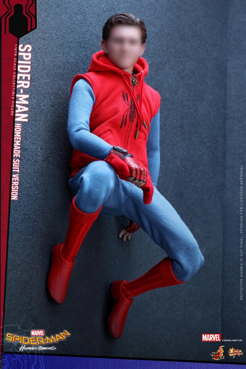 Hot-Toys---Spider-Man-Homecoming---Spider-Man-(Homemade-Suit)-collectible-figure_PR19.jpg