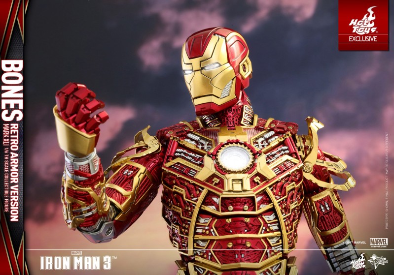 Hot-Toys---Iron-Man-3---Bones-(Retro-Armor-Version)-collectible-figure_PR16.jpg