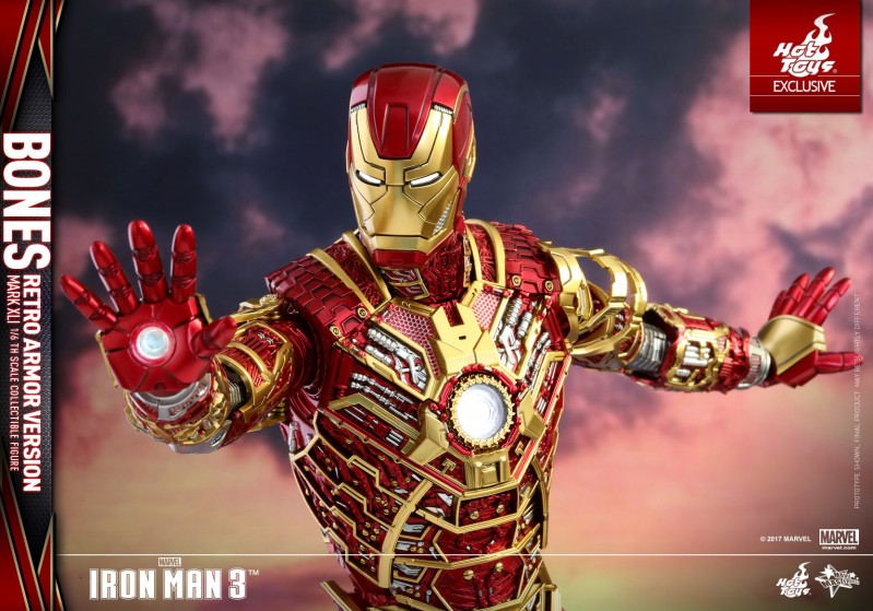 Hot-Toys---Iron-Man-3---Bones-(Retro-Armor-Version)-collectible-figure_PR17.jpg