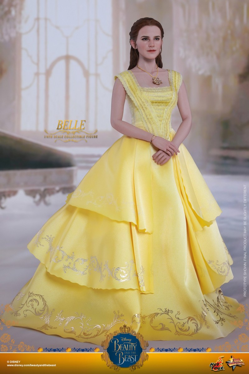 Hot-Toys---Beauty-&amp;-the-Beast---Belle-collectible-figure_PR01.jpg
