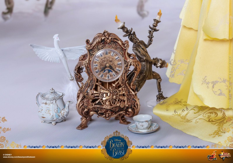 Hot-Toys---Beauty-&amp;-the-Beast---Belle-collectible-figure_PR12.jpg
