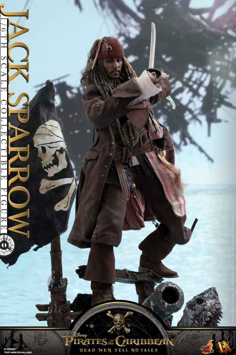 Hot-Toys---POTC5---Jack-Sparrow-collectible-figure_PR03.jpg
