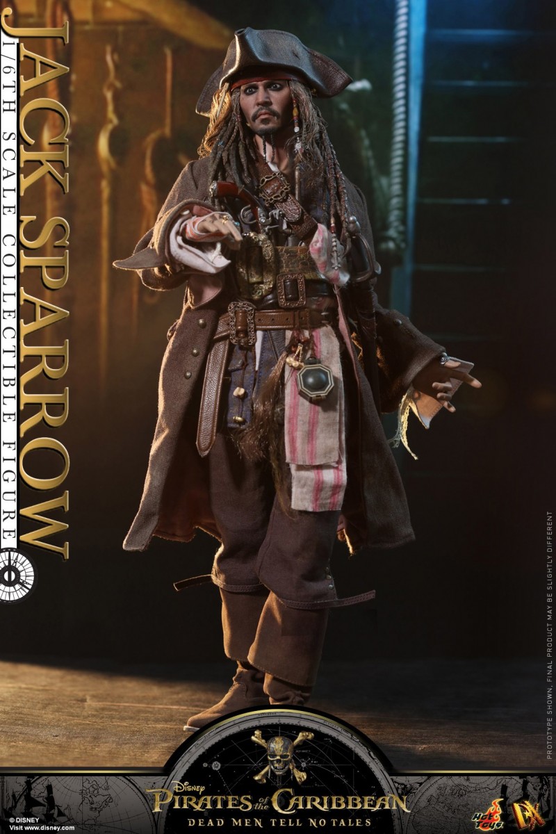 Hot-Toys---POTC5---Jack-Sparrow-collectible-figure_PR09.jpg