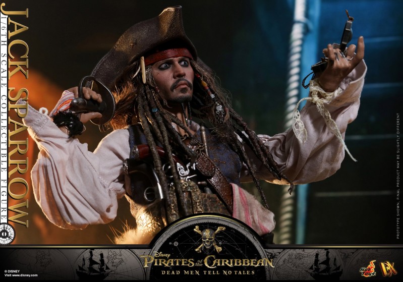 Hot-Toys---POTC5---Jack-Sparrow-collectible-figure_PR21.jpg