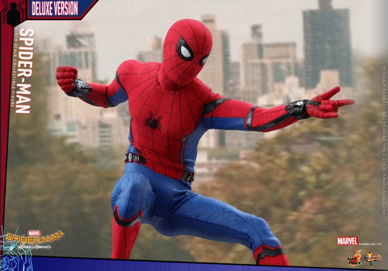 Hot-Toys---SMHC---Spider-Man-Collectible-Figure-(Deluxe-Version)_PR17.jpg