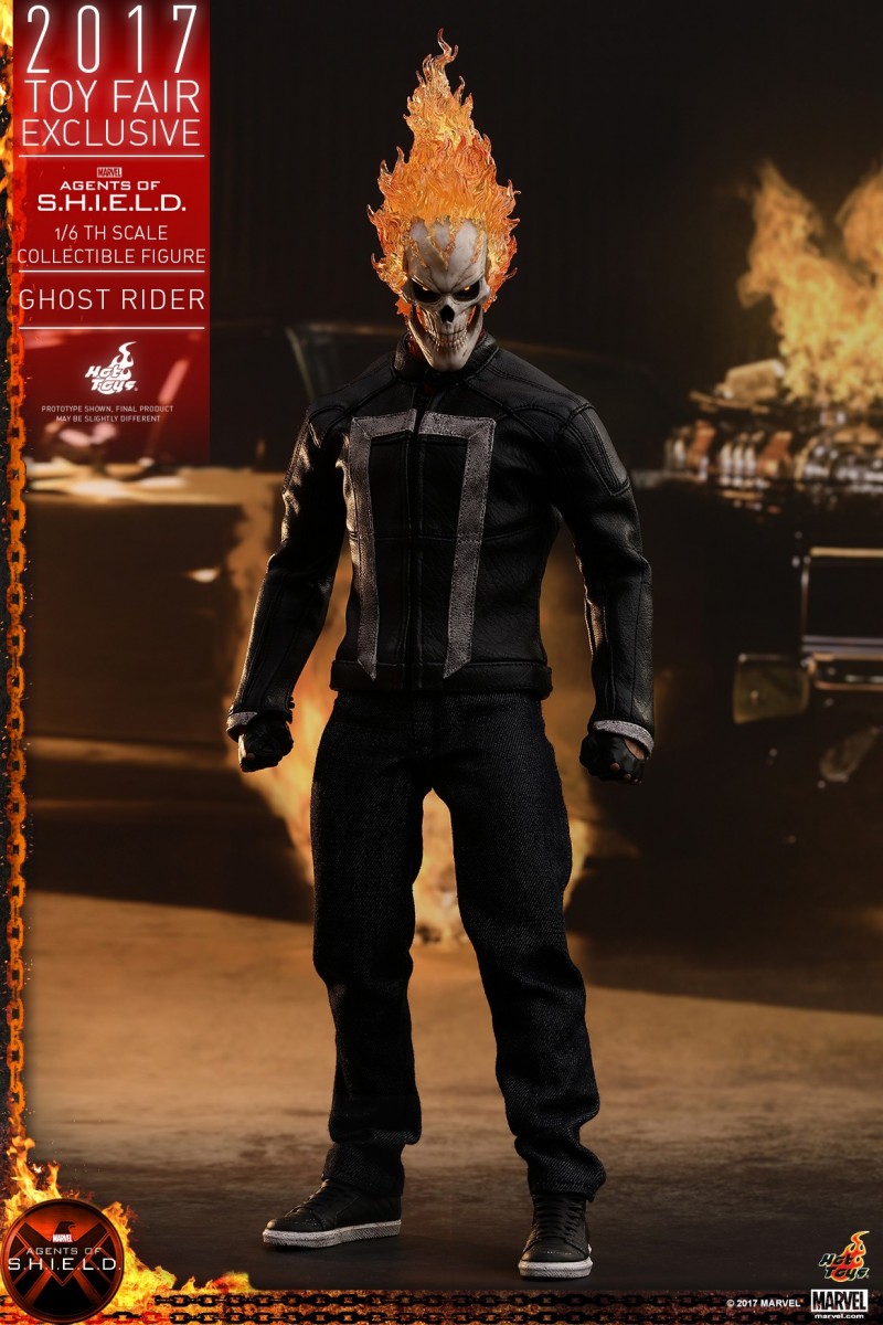 Hot Toys - AOS - Ghost Rider collectible figure_PR02.jpg