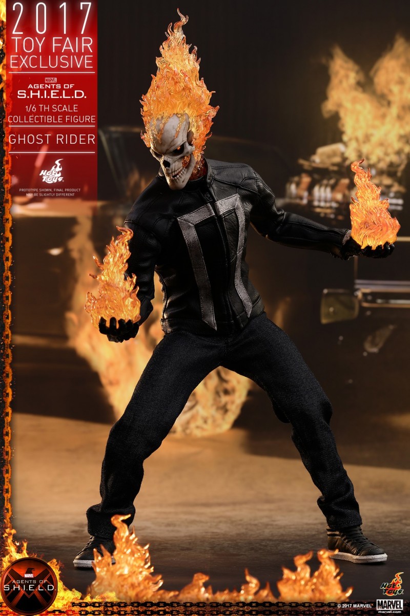 Hot Toys - AOS - Ghost Rider collectible figure_PR04.jpg