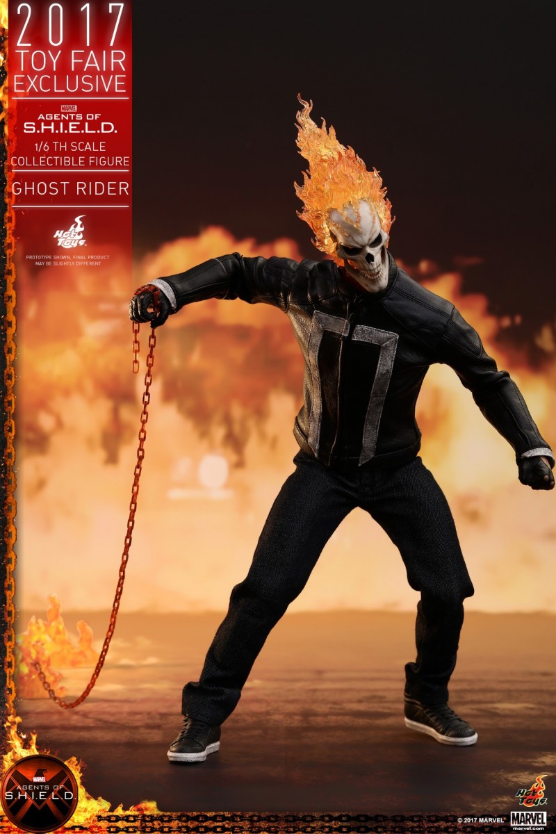 Hot Toys - AOS - Ghost Rider collectible figure_PR07.jpg
