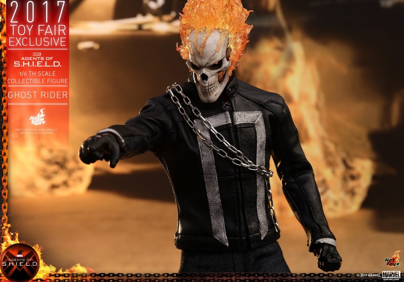 Hot Toys - AOS - Ghost Rider collectible figure_PR13.jpg