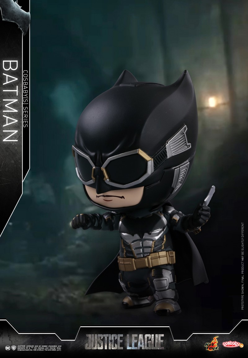 Hot-Toys---Justice-League---Cosbaby-(S)---Batman_PR2.jpg