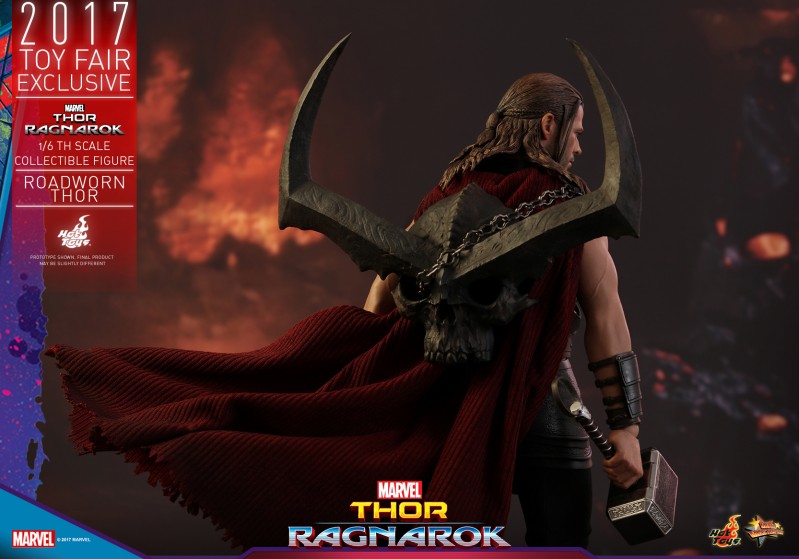 Hot-Toys---Thor-3---Roadworn-Thor-Collectible-Figure_PR20.jpg