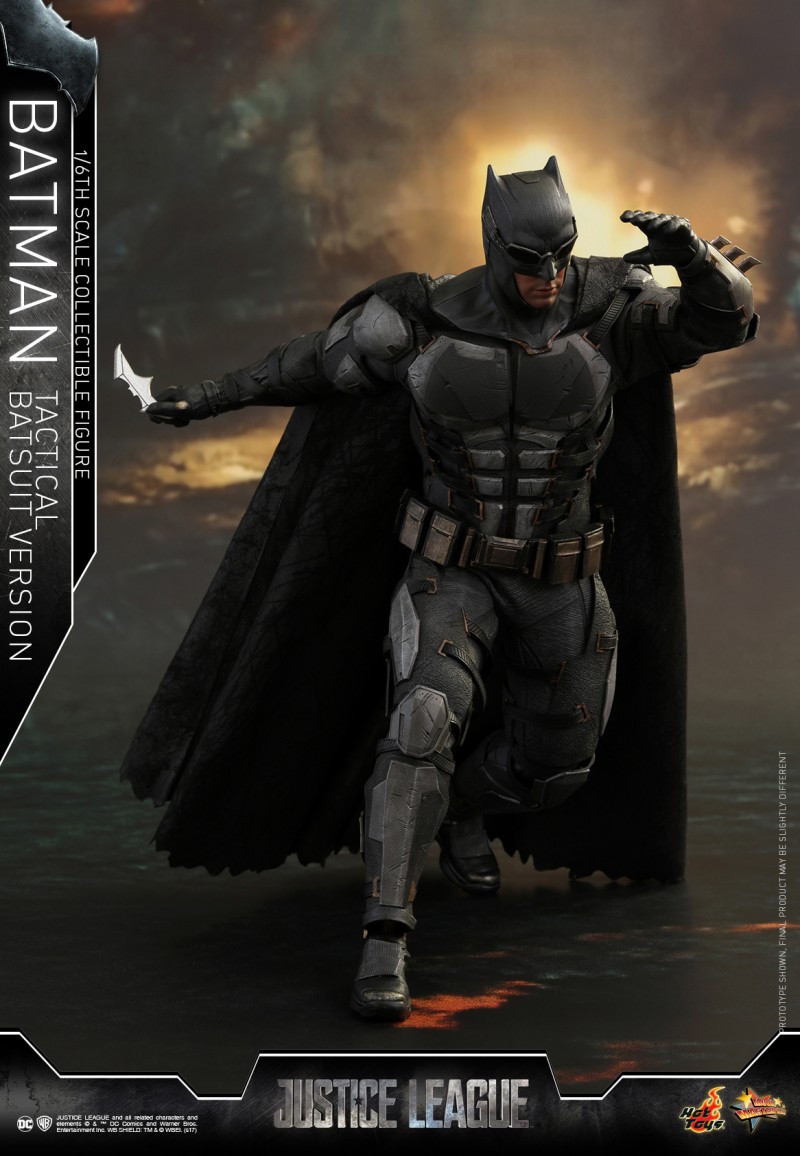 Hot-Toys---Justice-League---Batman-(Tactical-Batsuit-Version)-Collectible-Figure_PR2.jpg