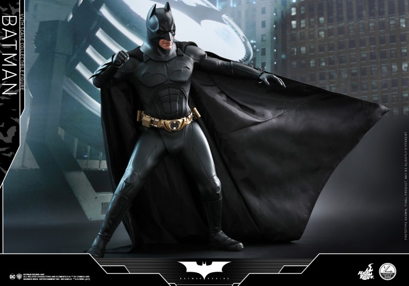Hot-Toys---Batman-Begins---Batman-Collectible-Figure_PR01.jpg