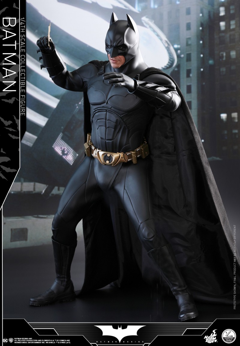 Hot-Toys---Batman-Begins---Batman-Collectible-Figure_PR14.jpg