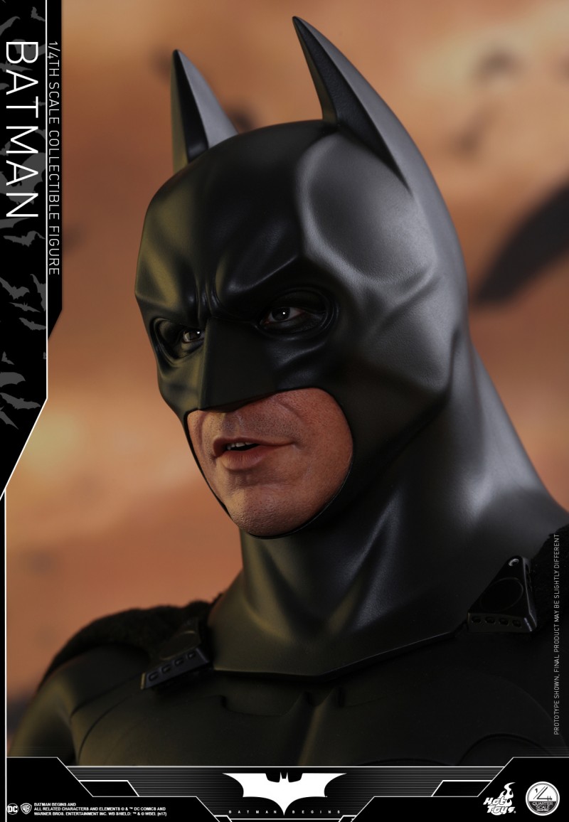 Hot-Toys---Batman-Begins---Batman-Collectible-Figure_PR17.jpg