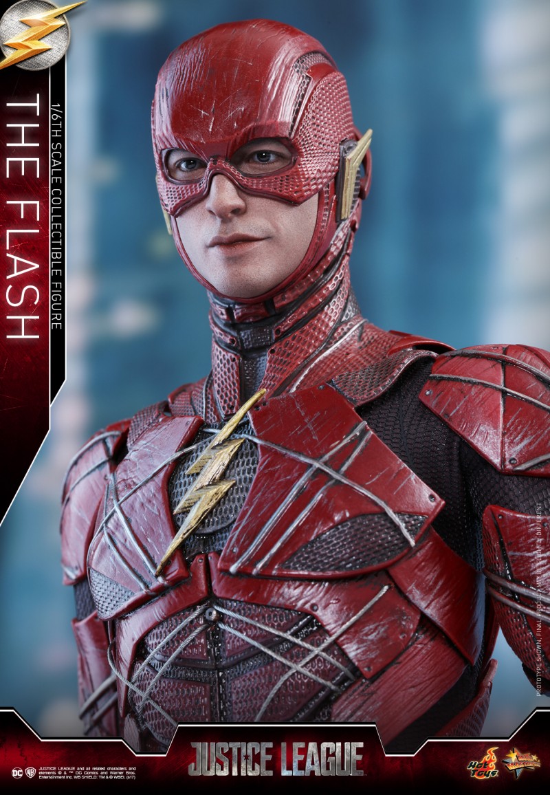 Hot Toys - Justice League - The Flash Collectible Figure_PR07.jpg