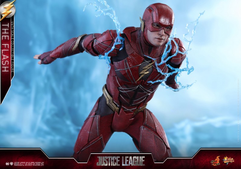 Hot Toys - Justice League - The Flash Collectible Figure_PR10.jpg