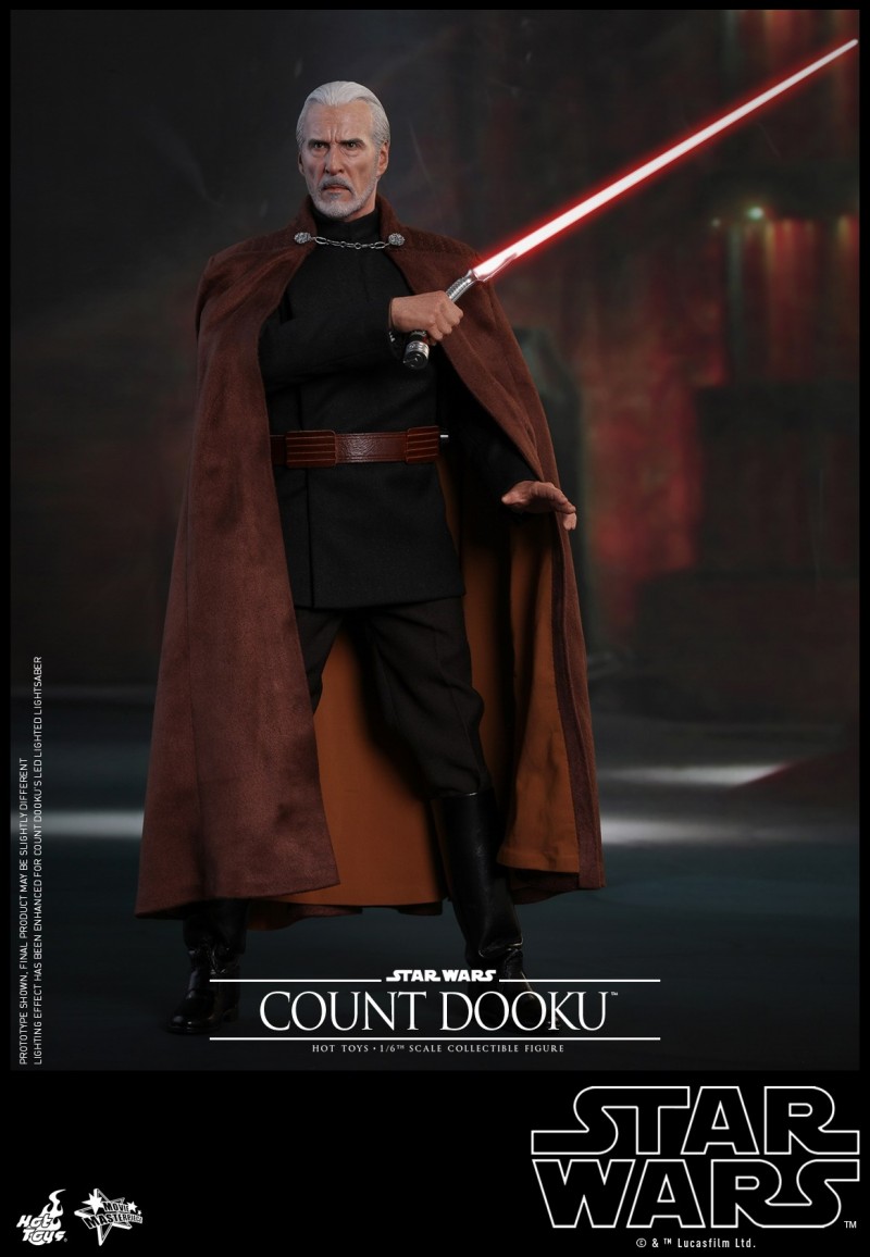 Hot Toys - Star Wars Episode II Attack of the Clones - Count Dooku Collectible .jpg Hot Toys - Star Wars Episode II Attack of the Clones - Count Dooku Collectible .jpg